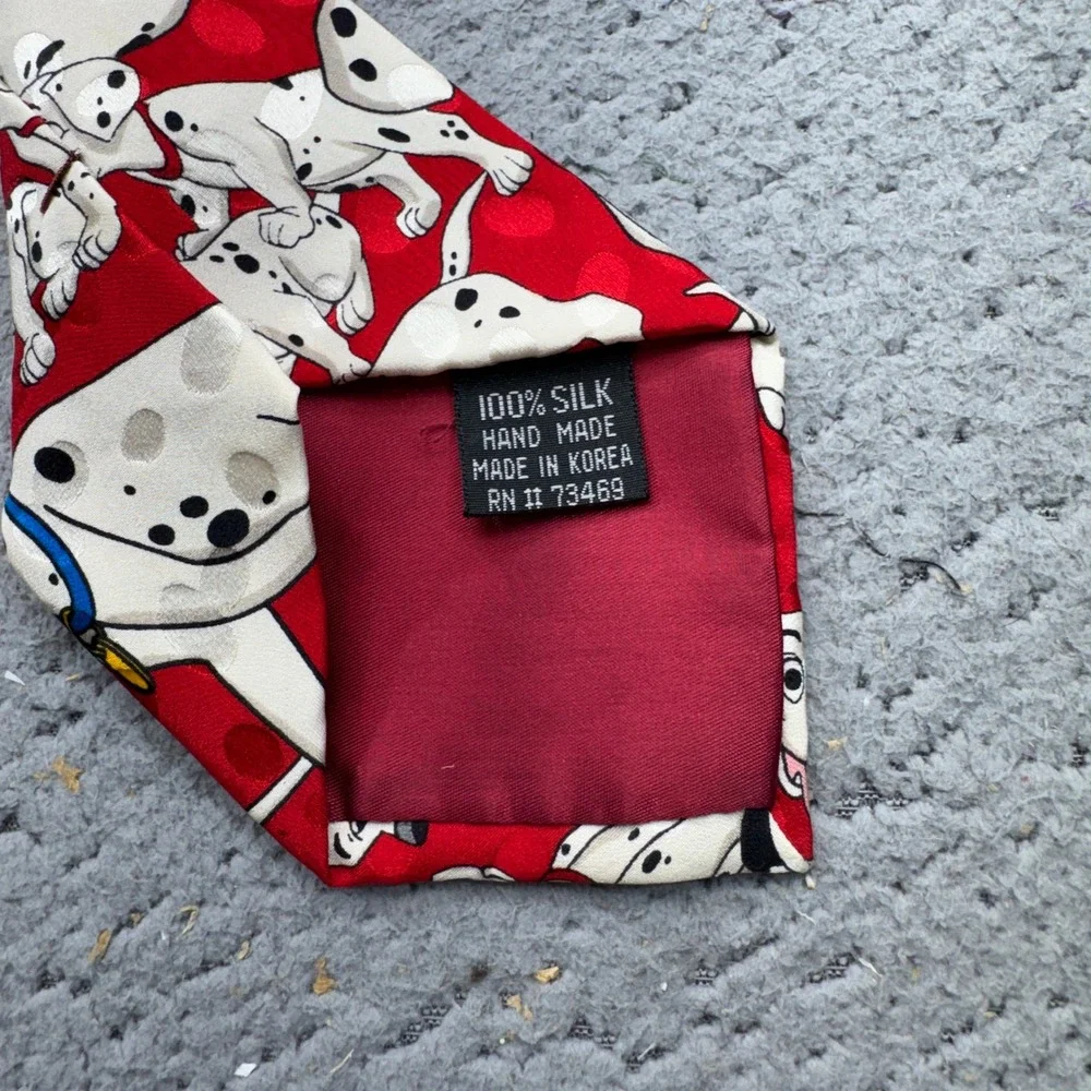 Mickey Inc Tie Disney 101 Dalmatians Silk Red Puppy Dogs Fun Cartoon Novelty Vtg